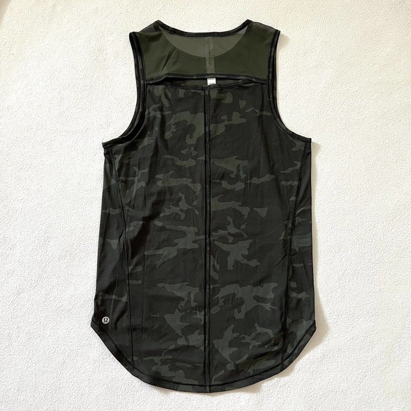 NWT Lululemon Women Incognito Camo Multi Gator Green Print Sculpt Tank Top 4 - Picture 7 of 7
